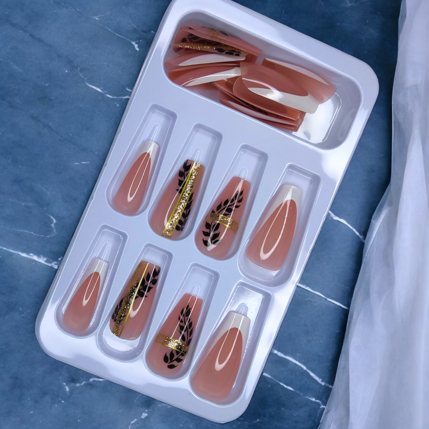 Francia és díszített