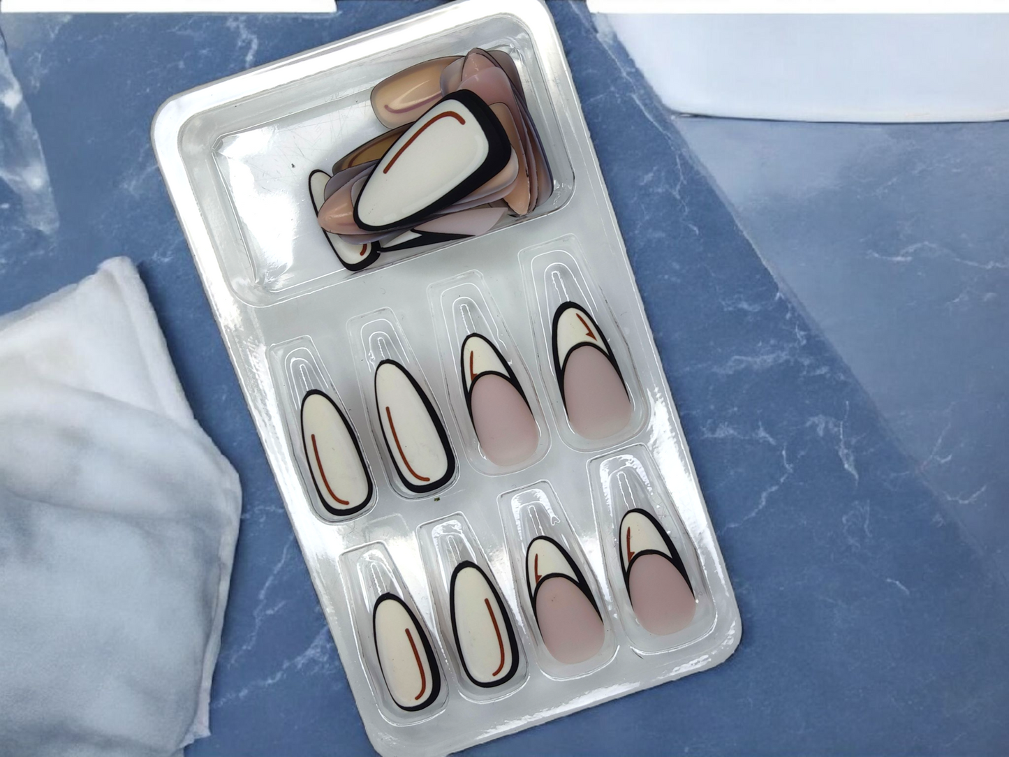 Rajzolt fehér francia